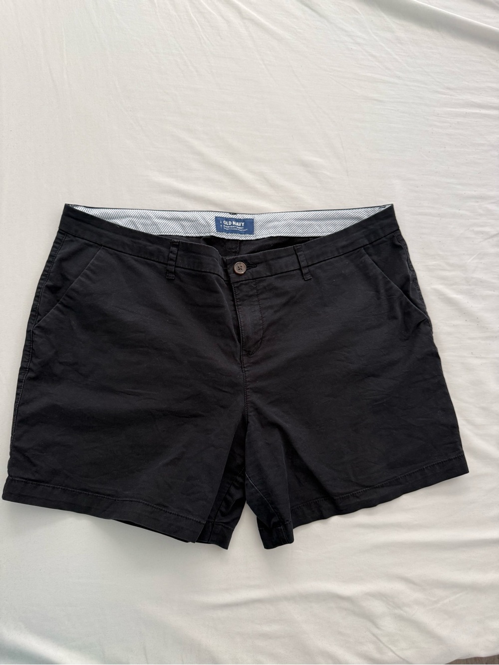 Old Navy Women’s Blue Chino Shorts Size 14